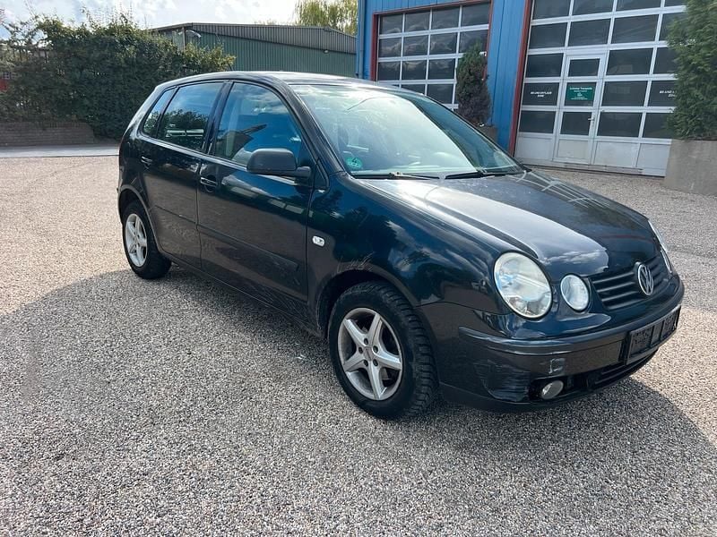 Schwarz Gebraucht 2004 VW Polo Limousine | 500 € (Superpreis) - Bild 1/4