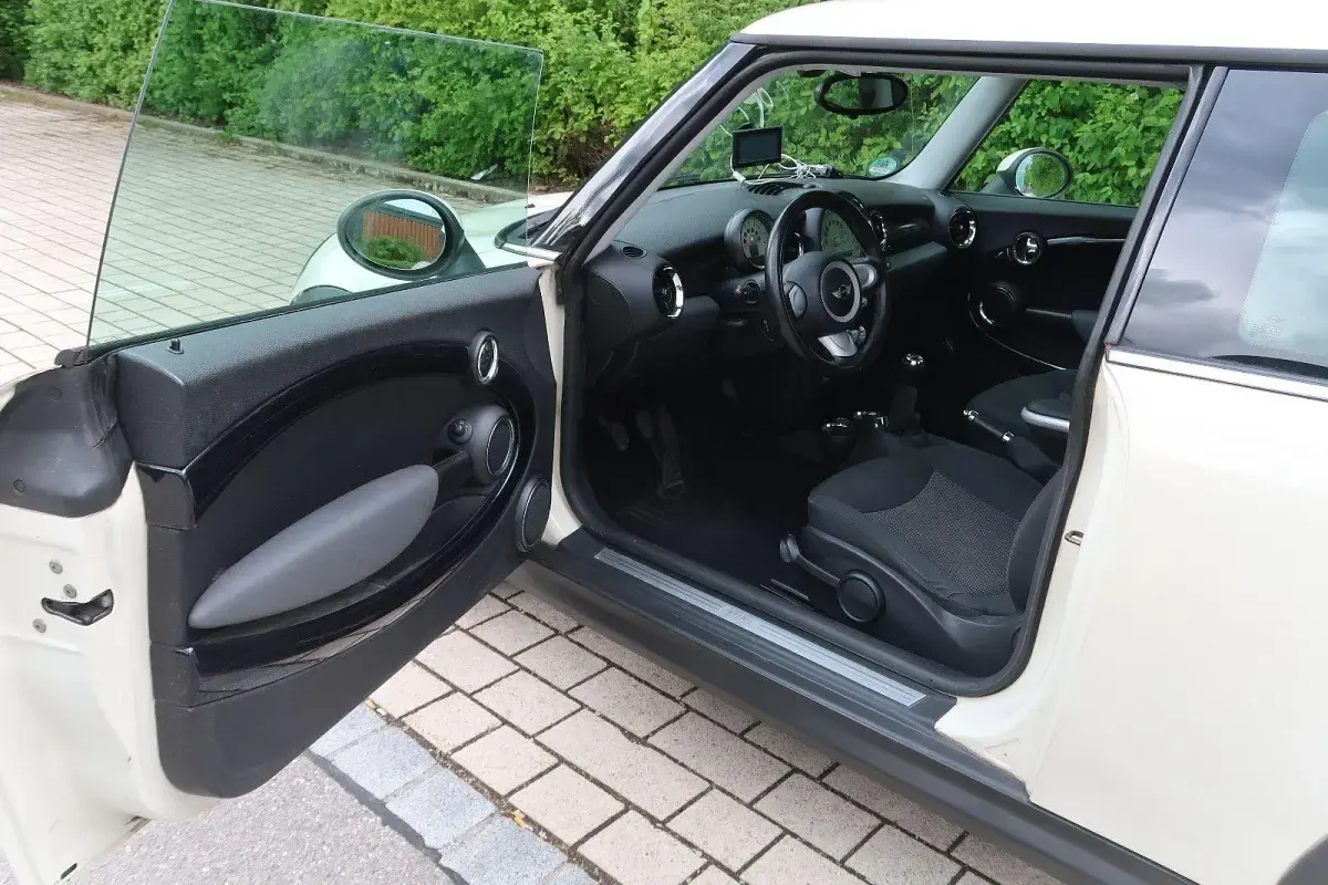 Usado Mini ONE 95 HP (69 kW) 2010 Branco Citadino