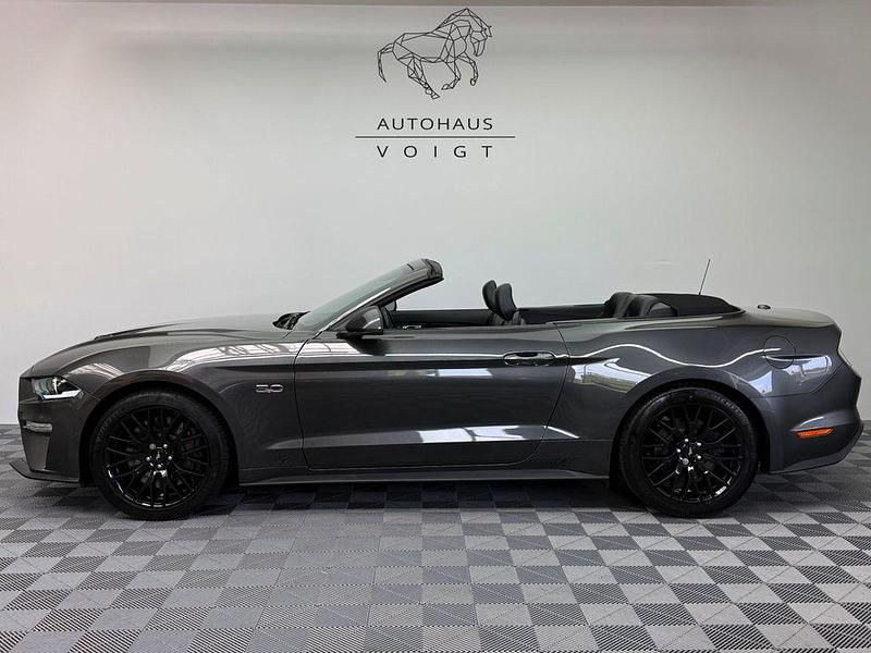 Magneticgrau Gebraucht 2020 Ford Mustang GT Cabrio | 45.000 € (Teuer) - Bild 1/4