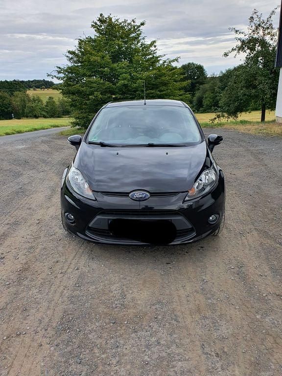 Gebraucht Ford Fiesta Trend 82 PS (60 kW) 2010 Schwarz Kleinwagen