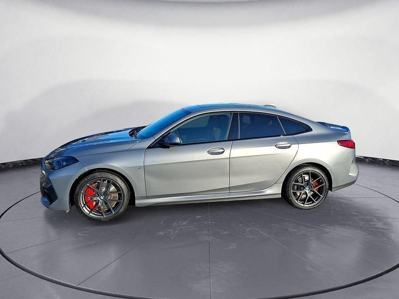 Gebraucht BMW 220 Performance 178 PS (130 kW) 2024 Grau Coupé