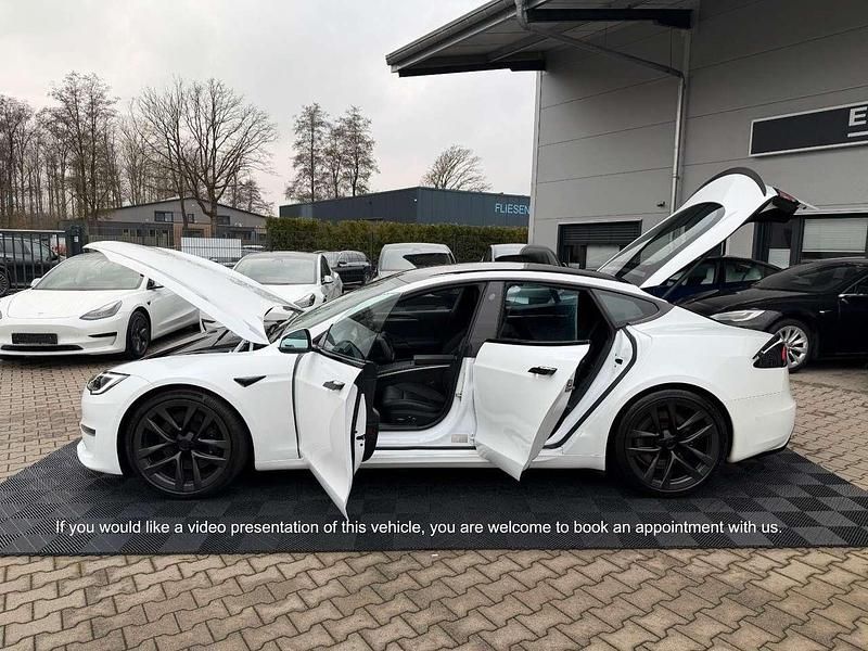 Gebraucht Tesla Model S Plaid 759 kW (1033 PS) 2022 Weiß Kleinwagen