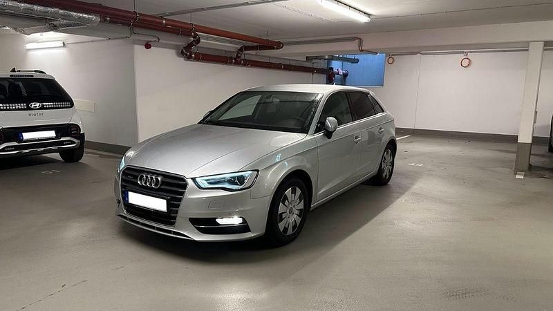 Gebraucht Audi A3 Ambiente 179 PS (131 kW) 2013 Silber Limousine