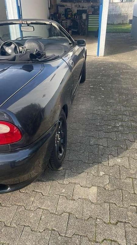 Gebraucht MG F 120 PS (88 kW) 1997 Schwarz Cabrio