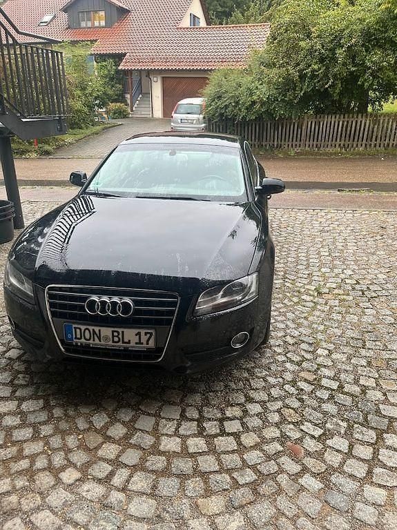Schwarz Gebraucht 2010 Audi A5 Ambiente Coupé | 6.300 € (Superpreis) - Bild 1/4