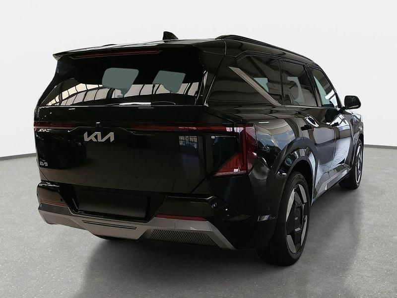 Neu Kia EV5 Earth 160 kW (218 PS) 2026 Fusion black metallic SUV