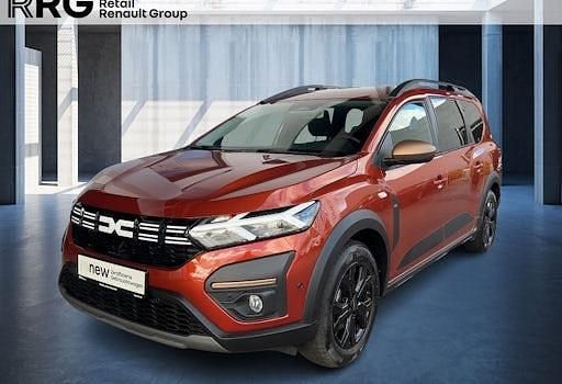 Braun Gebraucht 2025 Dacia Jogger Extreme Van / Kleinbus | 20.190 € (Fairer Preis) - Bild 1/4