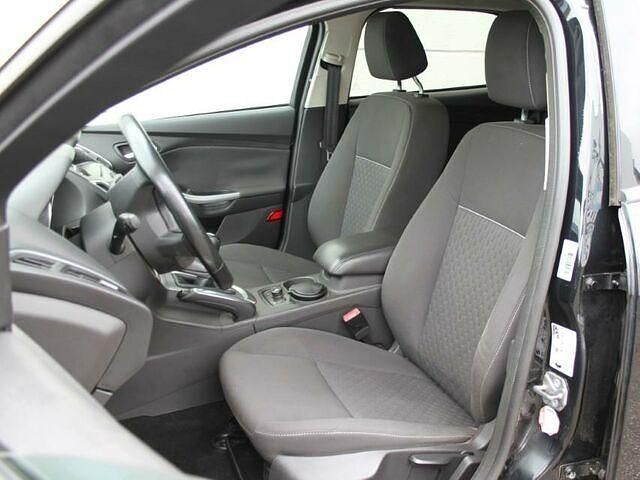 Gebraucht Ford Focus 140 PS (102 kW) 2013 Schwarz Kombi