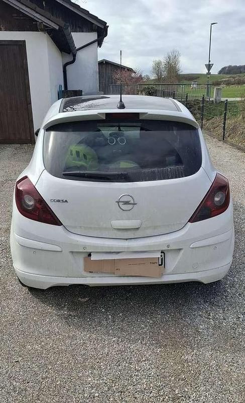 Gebraucht Opel Corsa 80 PS (58 kW) 2009 Weiß Kleinwagen