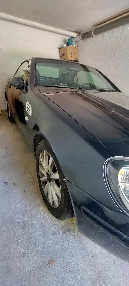 Gebraucht Mercedes SLK230 198 PS (145 kW) 1998 Schwarz Cabrio