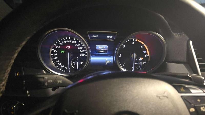 Gebraucht Mercedes GL350 258 PS (189 kW) 2014 SUV