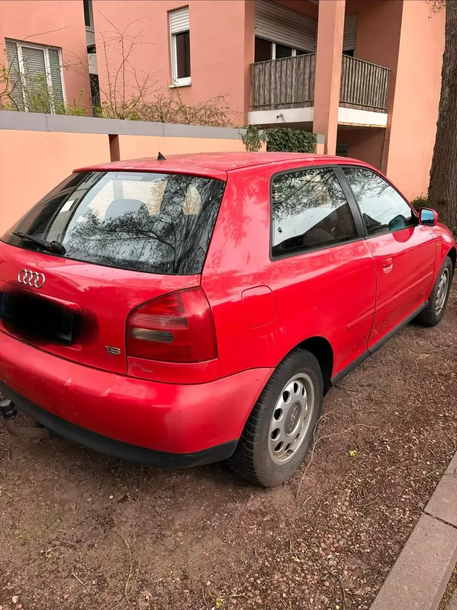 Brugt Audi A3 101 HK (74 kW) 1998 Rød Hatchback