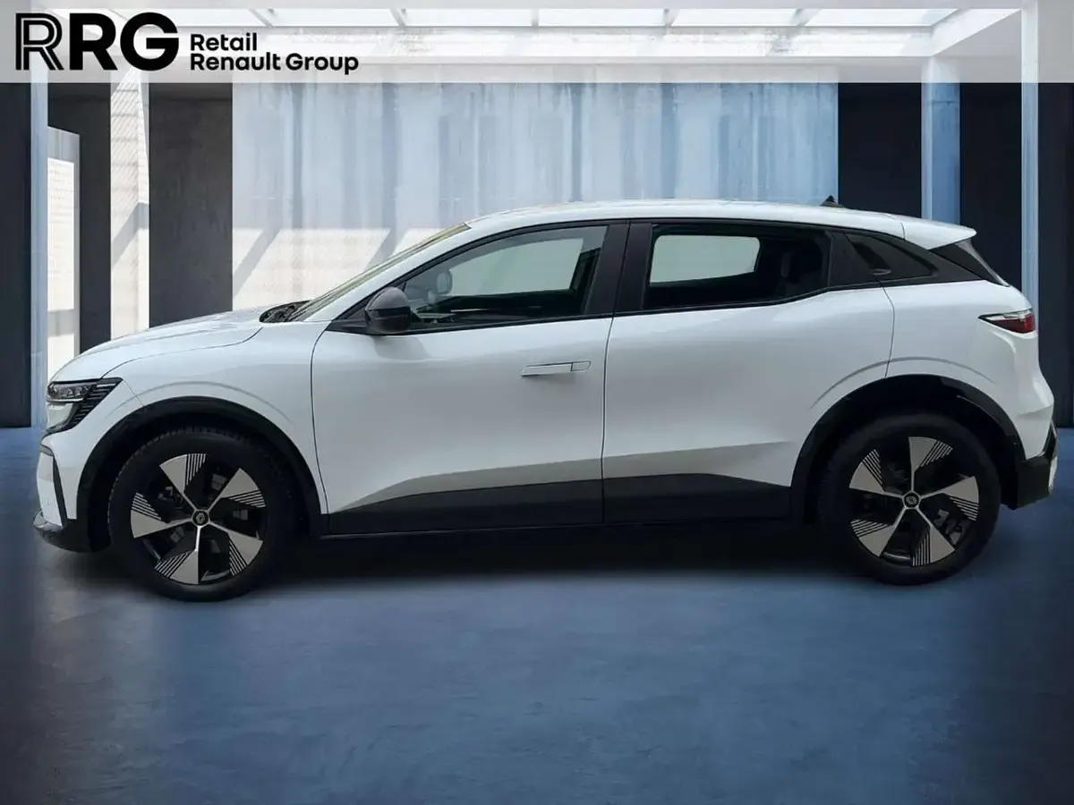 Gebraucht Renault Megane E-Tech Equilibre 96 kW (131 PS) 2022 Gletscherweiss Kleinwagen