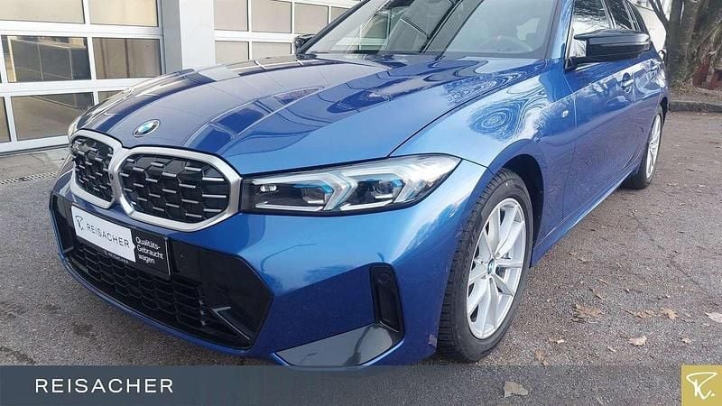 M portimao blau metallic Gebraucht 2025 BMW 340 Kombi | 56.749 € (Guter Preis) - Bild 1/4