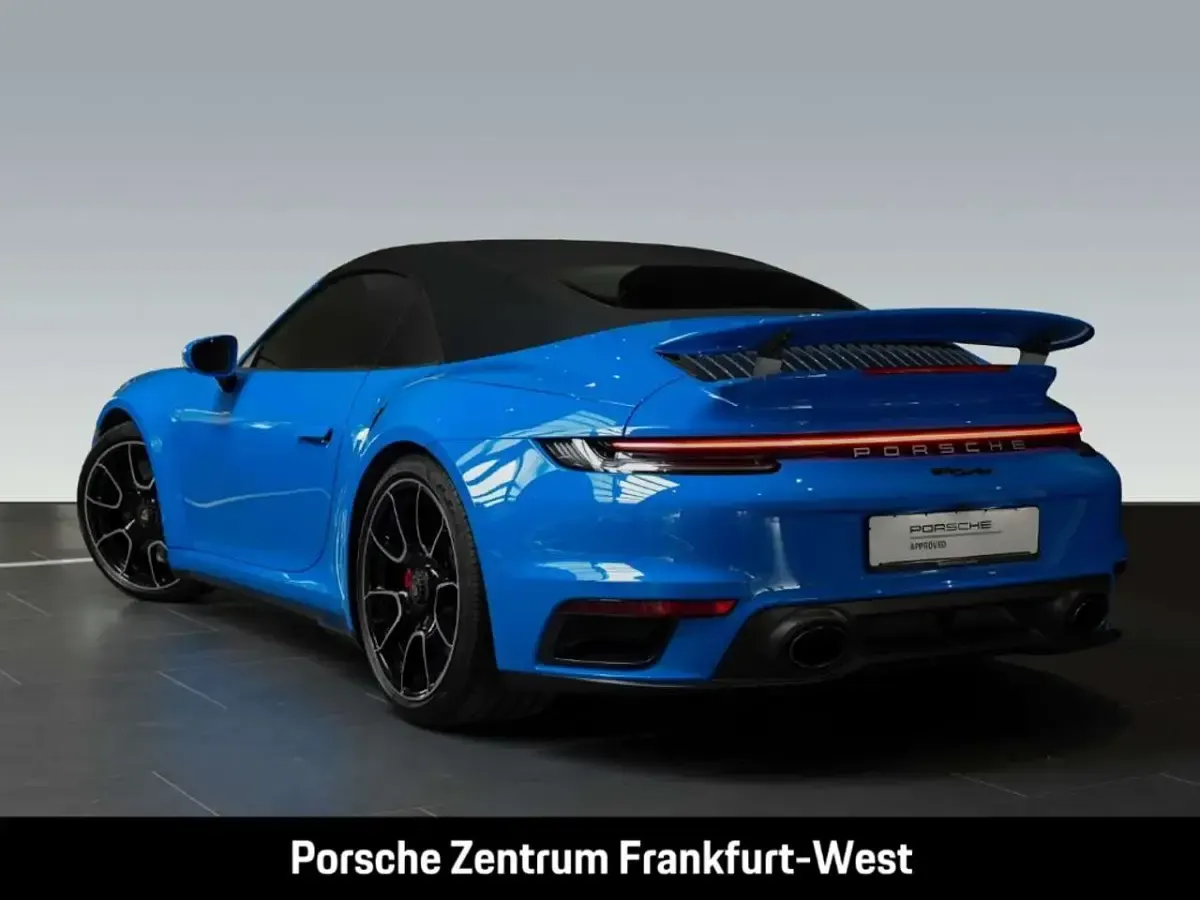 Gebraucht Porsche 992 581 PS (427 kW) 2022 Sharkblue Cabrio