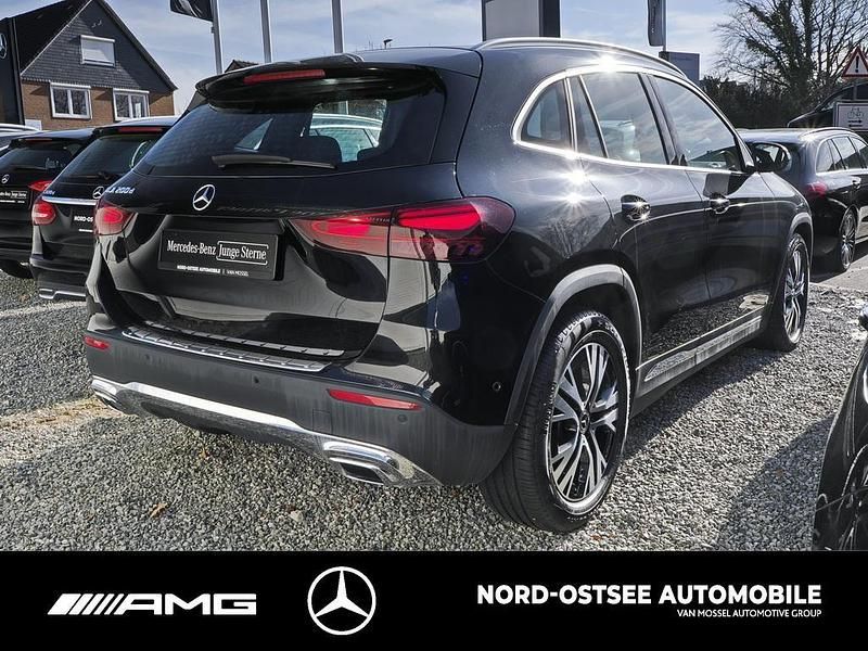 Gebraucht Mercedes GLA200 Progressive 150 PS (110 kW) 2025 Metalliclack kosmosschwarz SUV