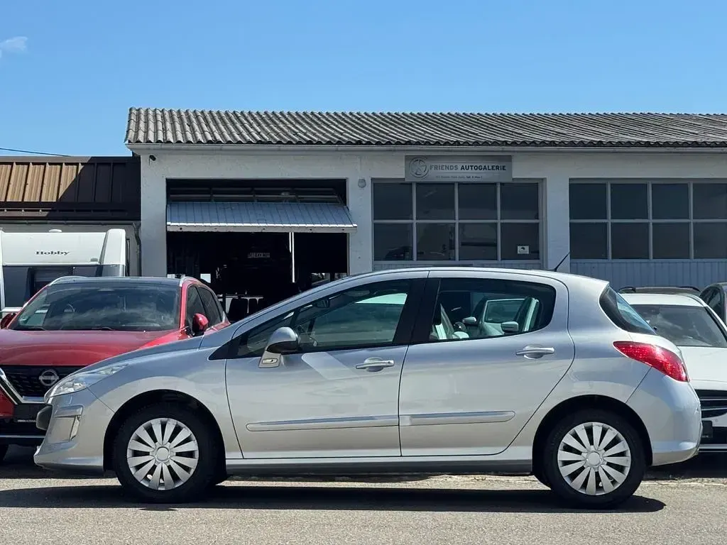 Gebraucht Peugeot 308 Platinum 140 PS (102 kW) 2010 Grau Limousine