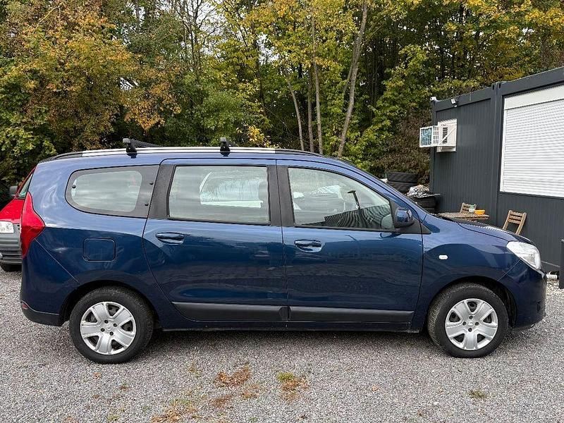 Gebraucht Dacia Lodgy Essentiel 102 PS (75 kW) 2018 Blau Van / Kleinbus