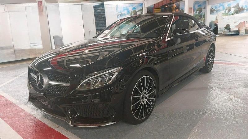 Schwarz Gebraucht 2017 Mercedes C250 AMG Cabrio | 26.500 € (Fairer Preis) - Bild 1/4