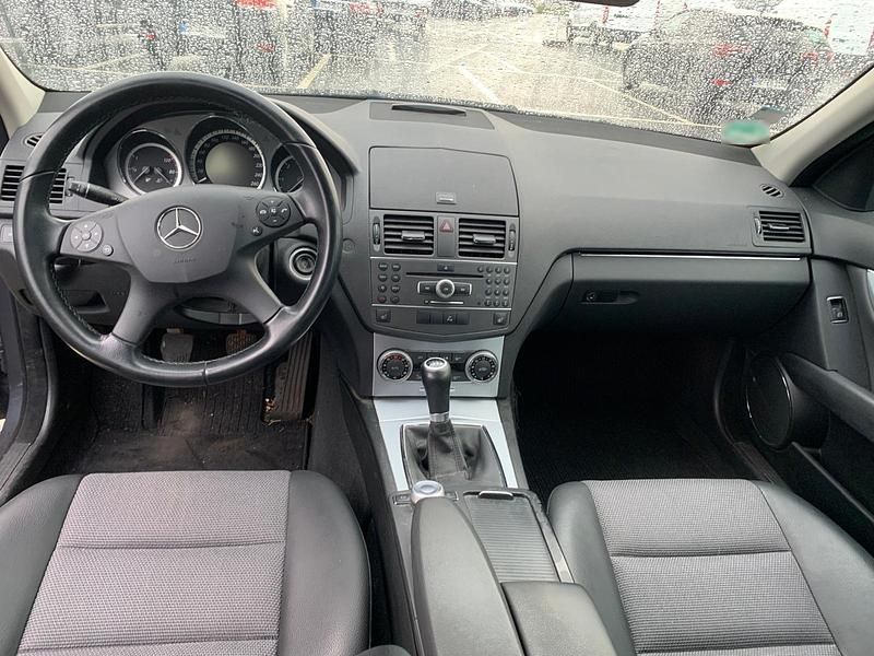 Gebraucht Mercedes C220 170 PS (125 kW) 2011 Kombi