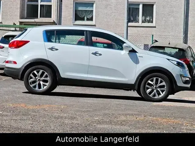 Gebraucht Kia Sportage Attract 230 PS (169 kW) 2015 Weiß SUV