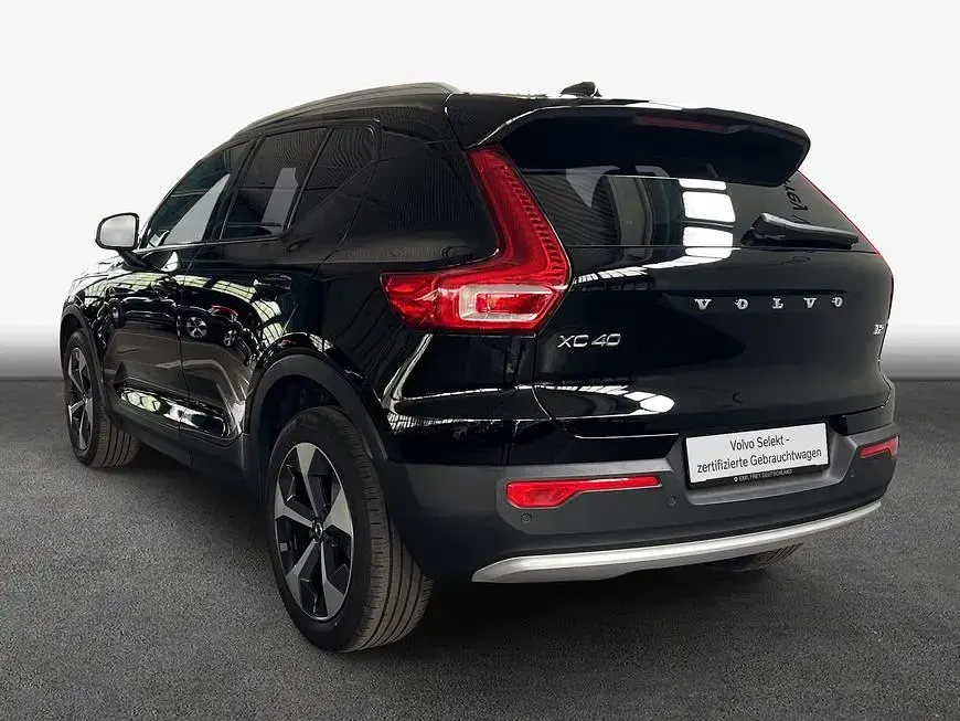 Gebraucht Volvo XC40 Core 129 PS (94 kW) 2023 Schwarz SUV