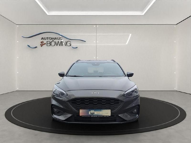 Gebraucht Ford Focus ST-Line X 155 PS (114 kW) 2021 Magnetic grau met. Kombi