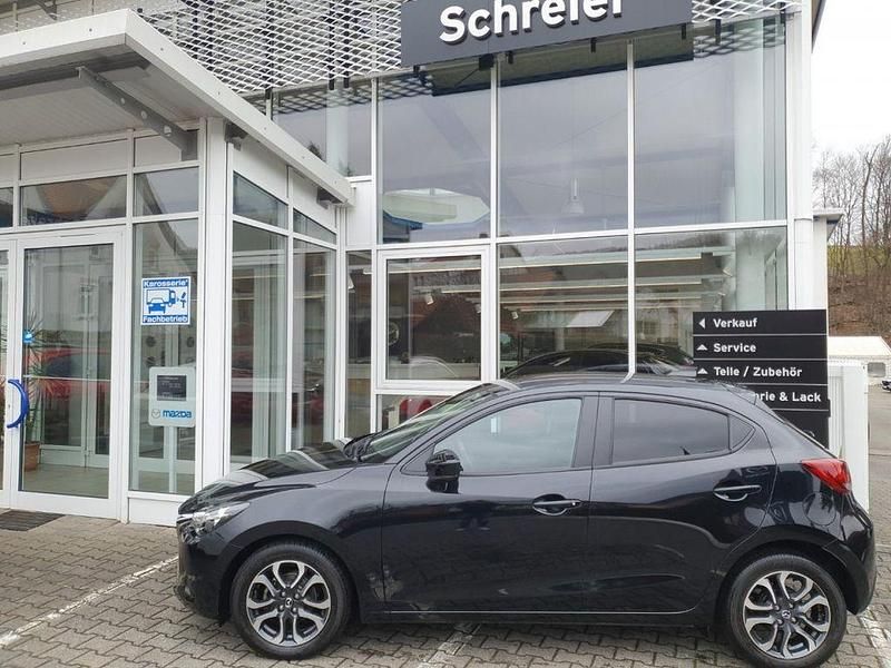 Schwarz Gebraucht 2017 Mazda 2 Kizoku Limousine | 11.650 € (Fairer Preis) - Bild 1/4