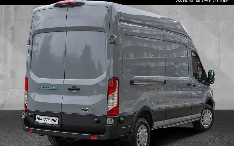 Używany Ford E-Transit Trend 135 kW (184 KM) 2023 Szary Van