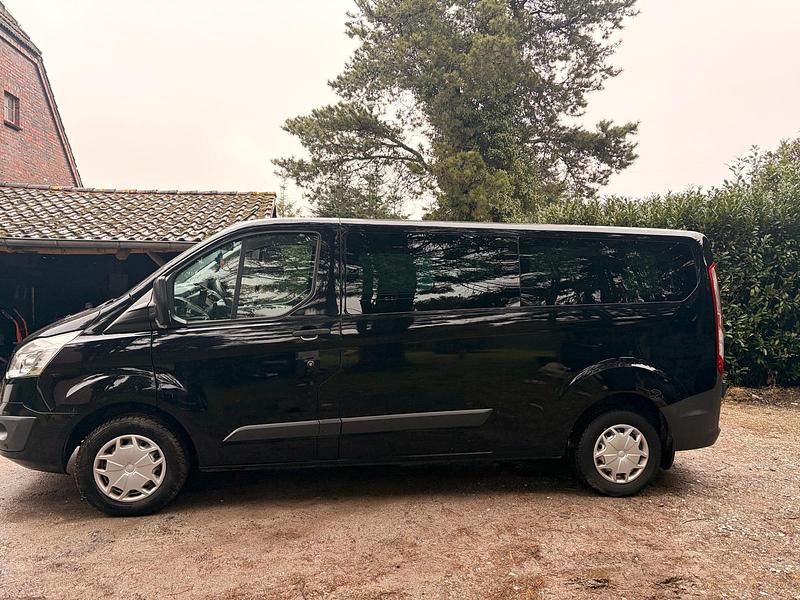 Gebraucht Ford Transit Custom 136 PS (100 kW) 2016 Schwarz Van / Kleinbus