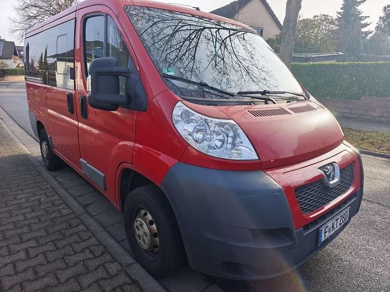 Rot Gebraucht 2012 Peugeot Boxer Van | 4.500 € (Guter Preis) - Bild 1/4
