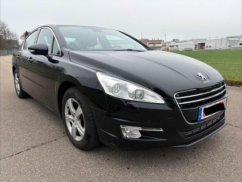 Gebraucht Peugeot 508 Active 156 PS (114 kW) 2011 Schwarz Limousine
