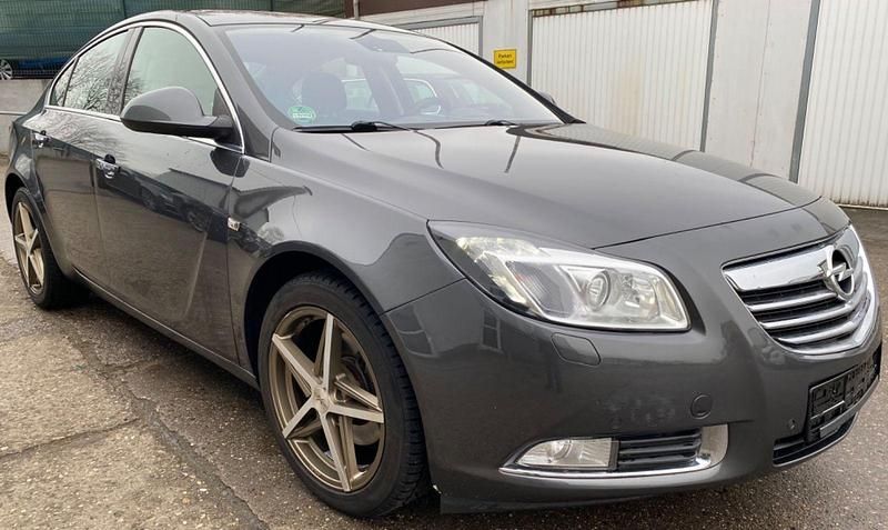 Gebraucht Opel Insignia Innovation 220 PS (161 kW) 2012 Grau Limousine