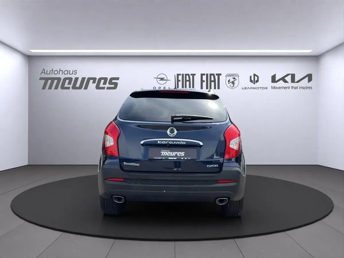 Gebraucht SsangYong Korando Quartz 150 PS (110 kW) 2019 Blau SUV