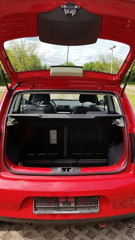 Second-hand VW Fox 54 CP (39 kW) 2009 Roșu Hatchback