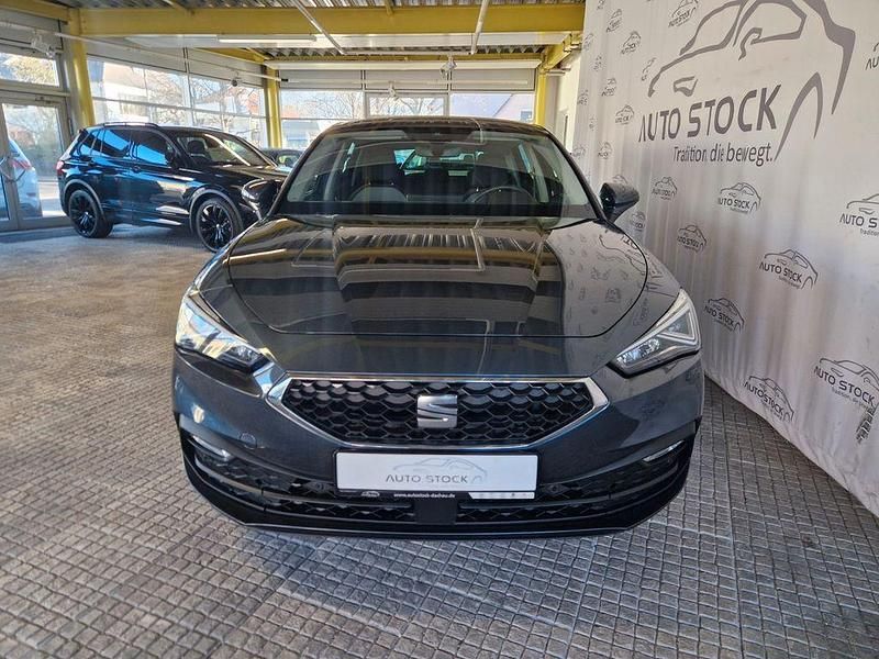 Gebraucht Seat Leon Style 131 PS (96 kW) 2020 Grau Limousine