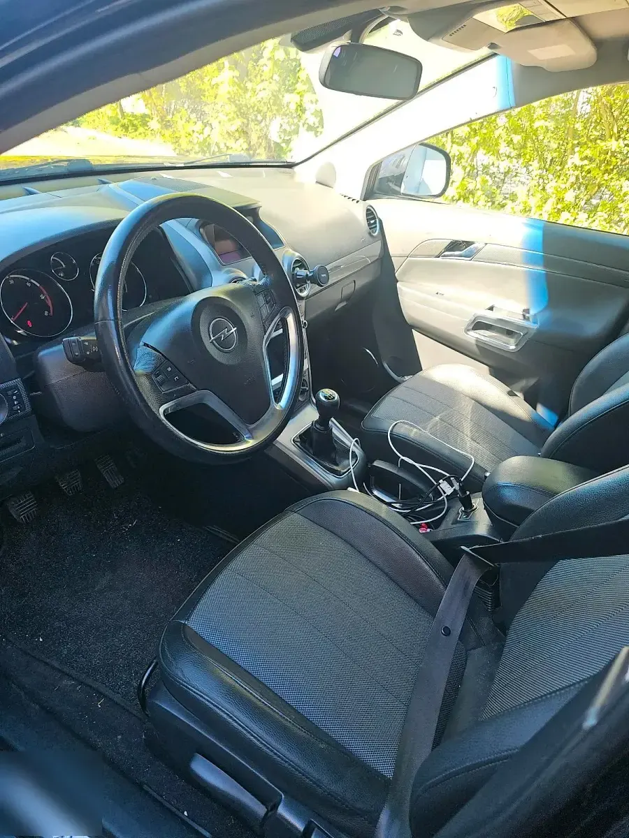 Gebraucht Opel Antara 110 PS (80 kW) 2007 Schwarz SUV