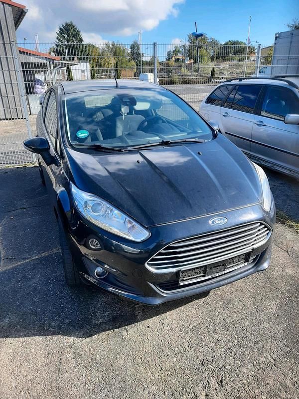 Schwarz Gebraucht 2013 Ford Fiesta Kleinwagen | 1.900 € (Superpreis) - Bild 1/4
