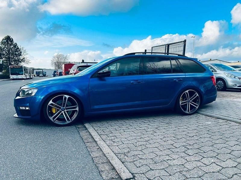 Gebraucht Skoda Octavia RS 184 PS (135 kW) 2016 Blau Kleinwagen