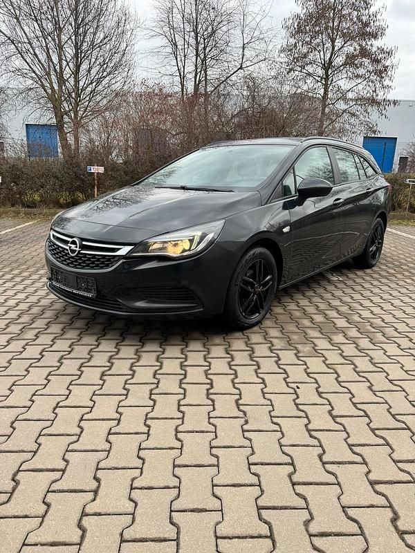 Gebraucht Opel Astra 136 PS (100 kW) 2019 Schwarz Kombi