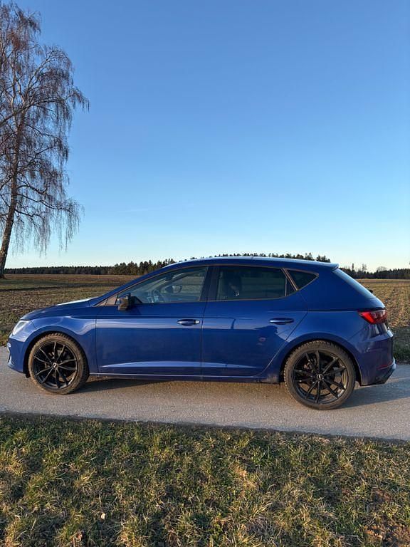 Gebraucht Seat Leon FR 150 PS (110 kW) 2019 Blau Limousine
