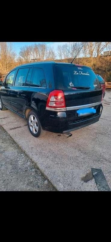 Gebraucht Opel Zafira Selection 125 PS (91 kW) 2010 Van / Kleinbus