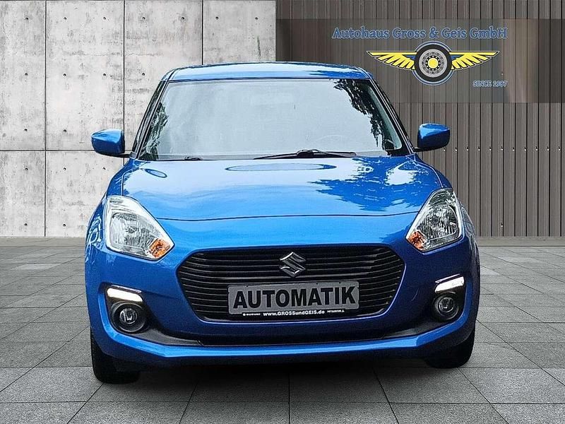 Speedy blue metallic Gebraucht 2020 Suzuki Swift Comfort Limousine | 13.900 € (Fairer Preis) - Bild 1/4