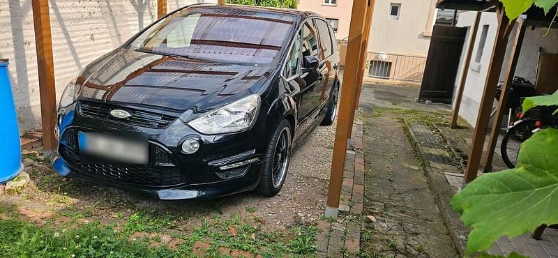 Gebraucht Ford S-MAX Titanium S 200 PS (147 kW) 2011 Schwarz Van / Kleinbus