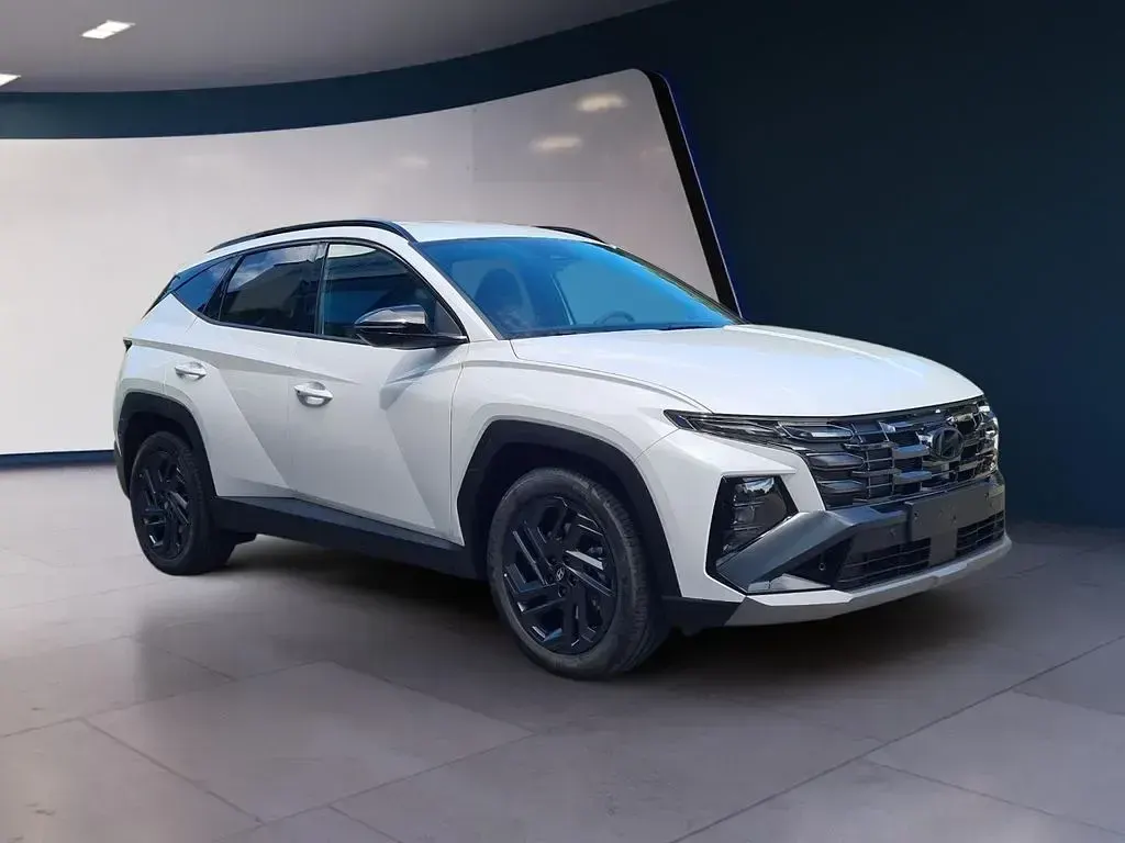 Neu Hyundai Tucson 150 PS (110 kW) 2026 Weiß SUV