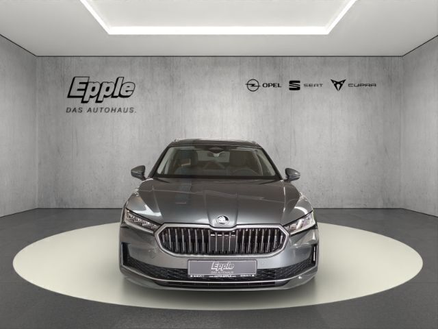 Gebraucht Skoda Superb Selection 150 PS (110 kW) 2024 Grau Kombi