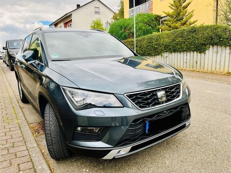 Grau Gebraucht 2016 Seat Ateca XCELLENCE SUV | 16.300 € (Guter Preis) - Bild 1/4