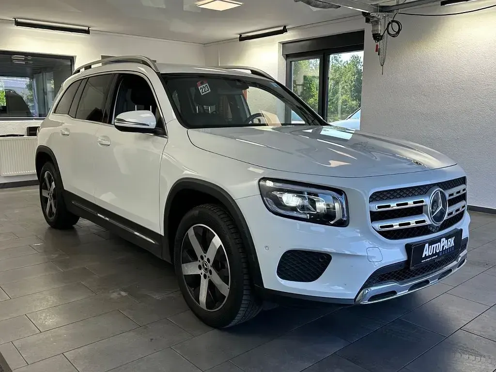 Gebraucht Mercedes GLB220 Progressive 190 PS (139 kW) 2023 Silber SUV