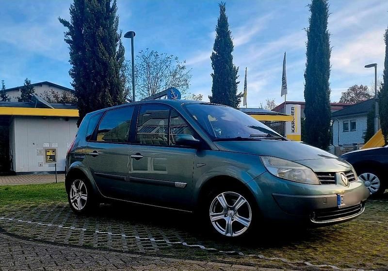 Grün Gebraucht 2005 Renault Scénic II Van / Kleinbus | 1.450 € (Fairer Preis) - Bild 1/4