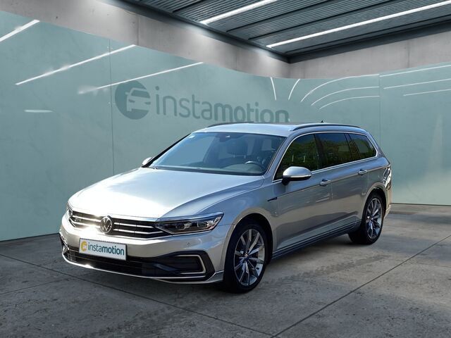 Gebraucht VW Passat GTE 156 PS (114 kW) 2020 Silber Kombi